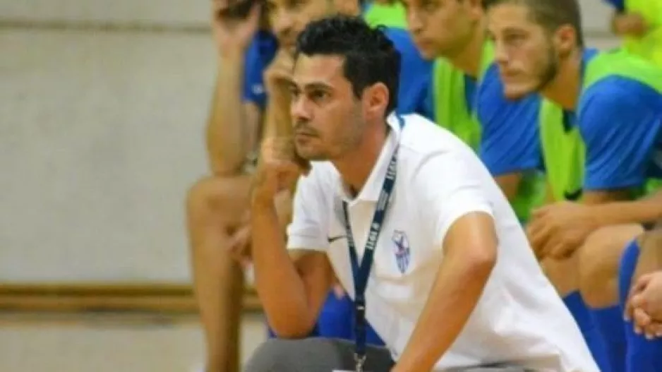 Τελευταίο με ΑΝΟ/"Δεν λέμε αντίο αλλά εις το επανιδείν"