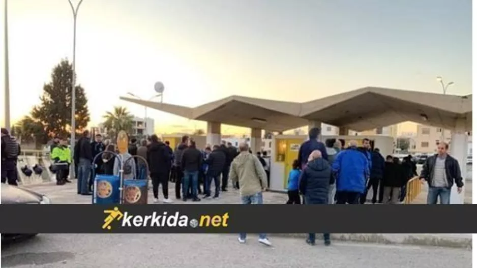 Απολλωνίστες για εισιτήρια και... καθυστέρηση!