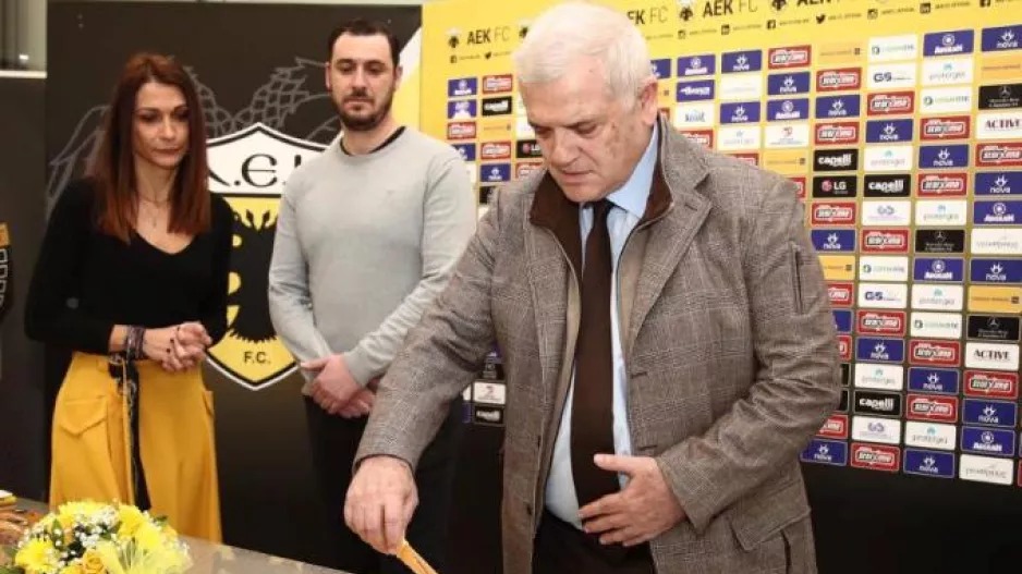 Ο Μελισσανίδης έκοψε την πίτα στα Σπάτα