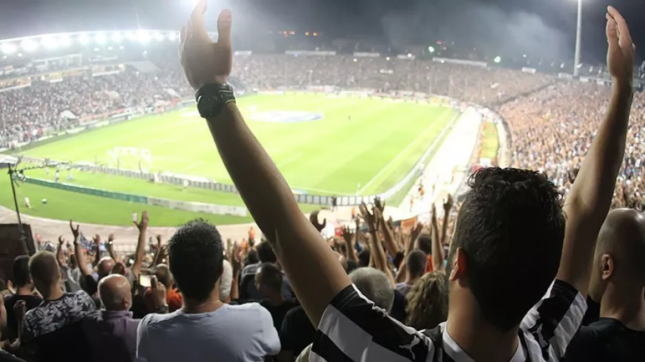 Κατάμεστη η Τούμπα από 30.000 κόσμο