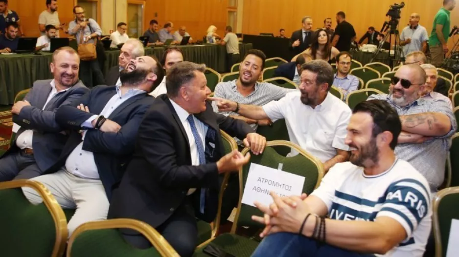 «Λουμπάγκο από υποκλίσεις και σκυψίματα ο Πιαλόγλου»