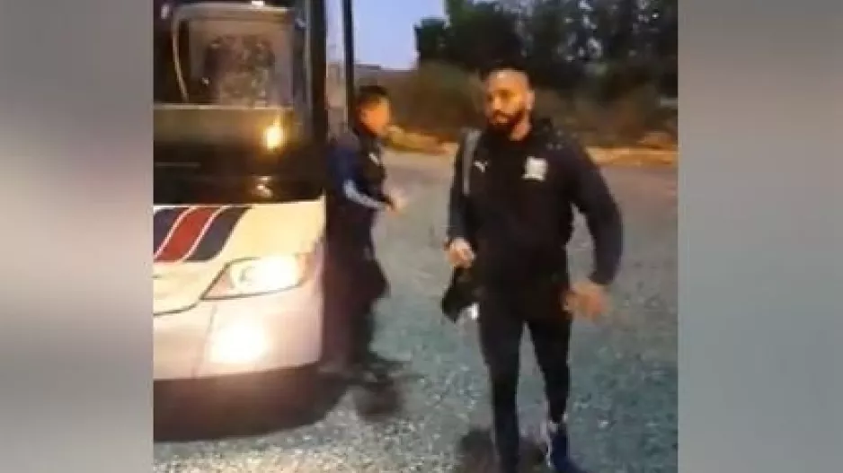 Στο γήπεδο ο Απόλλωνας (βίντεο)