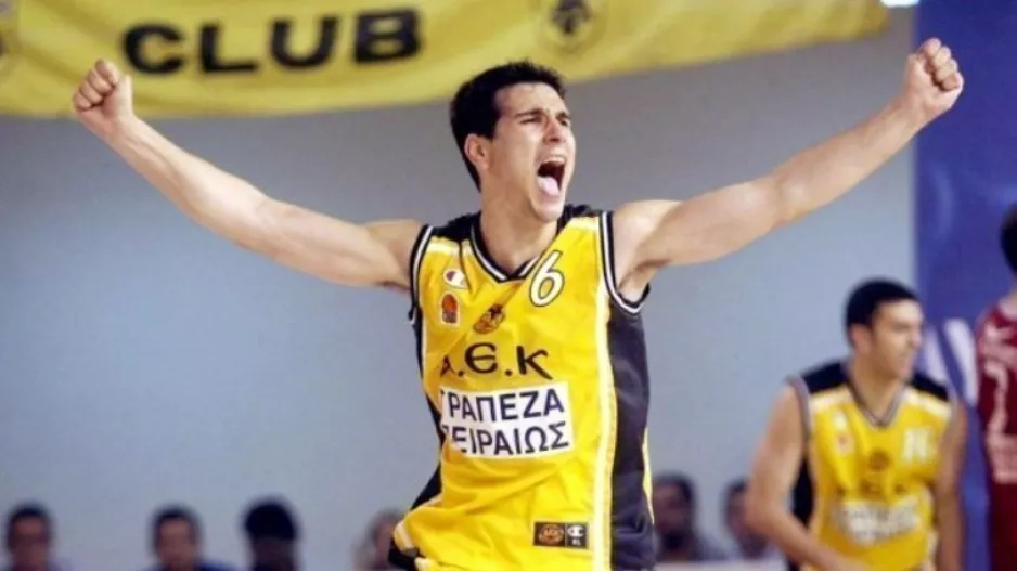 Ο Ζήσης θα φορά το «16»