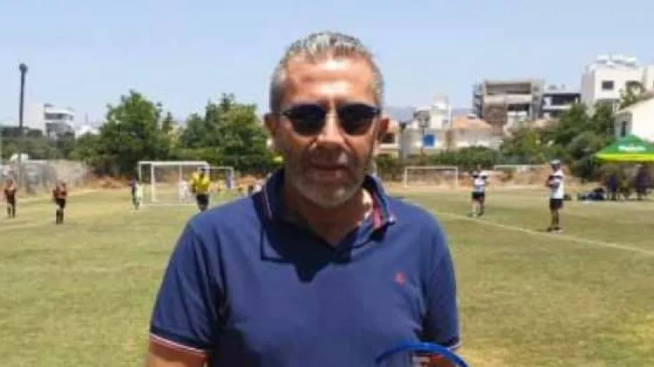 Ανακοίνωση με αιχμές
