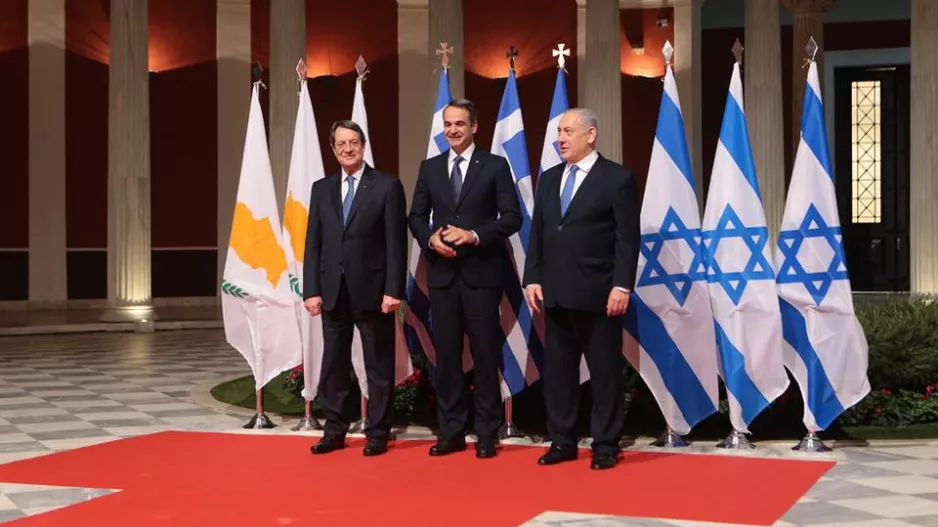 ΜΑΚΑΡΙ...