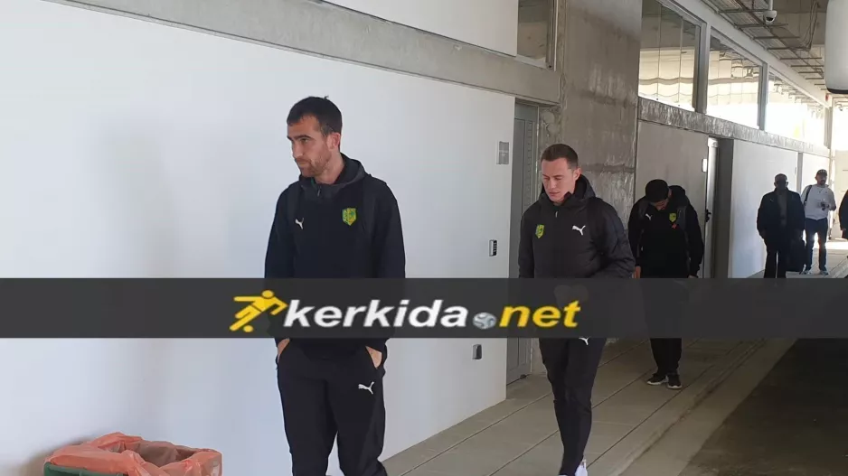 (ΦΩΤΟΣ) Η άφιξη της ΑΕΚ 