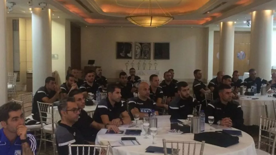 ΠΛΗΡΟΦΟΡΙΕΣ/Αναβρασμός και ΜΕΤΡΑ/Τώρα συνάντηση με Κούμα (Ίσως και ΔΙΑΚΟΠΗ)