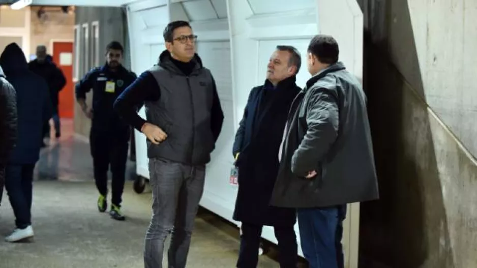 Πρόδρομος για Πάμπο; 