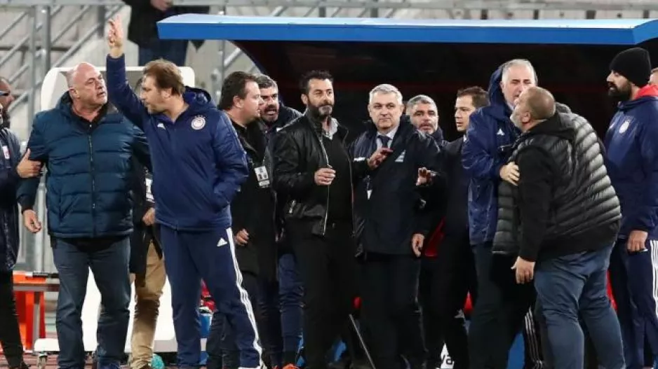 Έφεση Ολυμπιακού-Καραπαπά για πρόστιμο και απαγόρευση εισόδου
