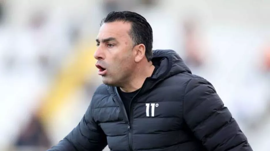 Το φωνάζει