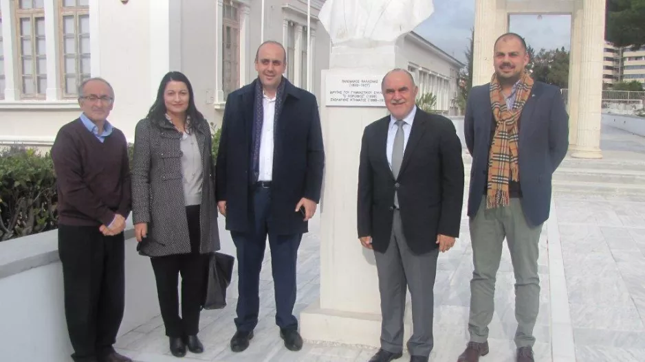 Ο Πρόεδρος ΚΟΑ συναντήθηκε με τον Δήμαρχο Πάφου