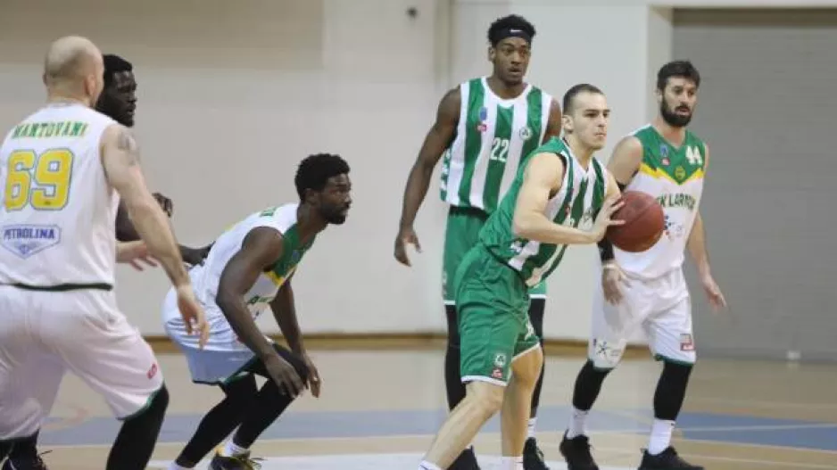 Πετρολίνα ΑΕΚ/Νίκησε την Ομόνοια και ανέβηκε δεύτερη (φώτος)