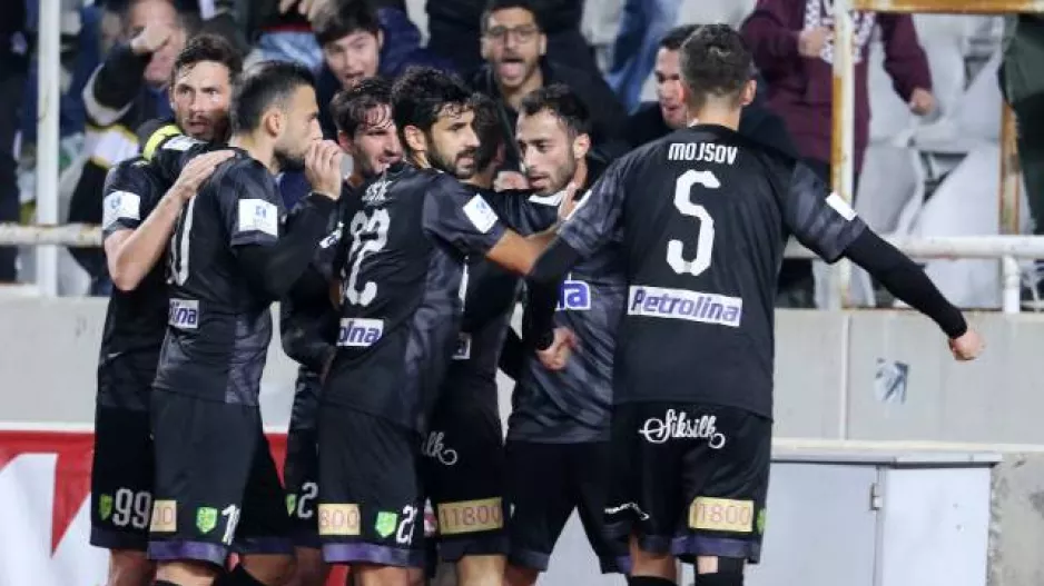 Θέλει νίκη, θέλει και εμφάνιση… 