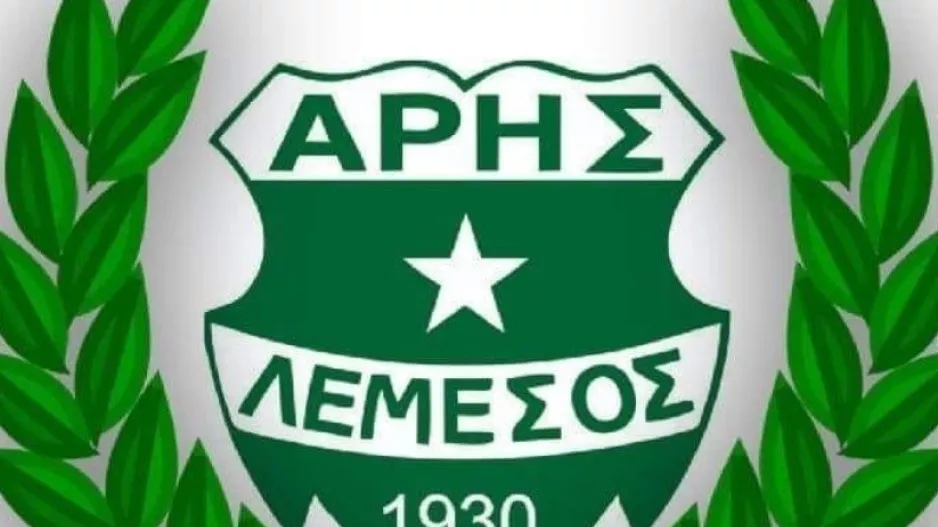 "Υποκλινόμαστε στην άψογη διαιτησία"