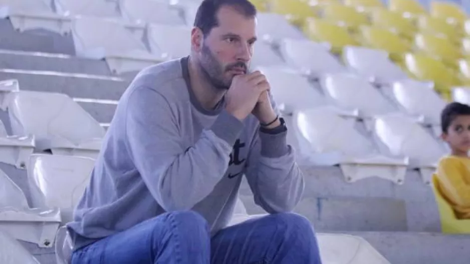 Κατάσκοπος... ο Μιχάλης