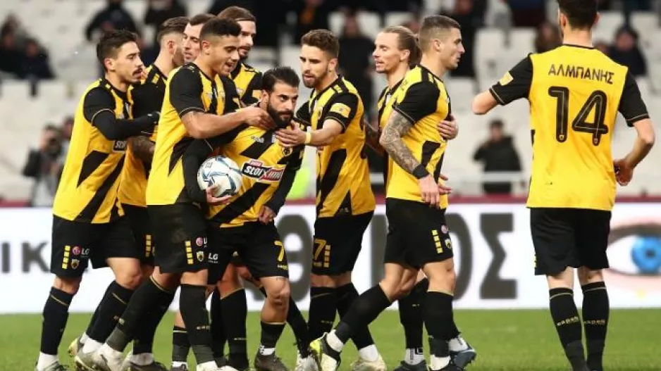 Καλή χρονιά με Βέρντε και Λιβάγια 