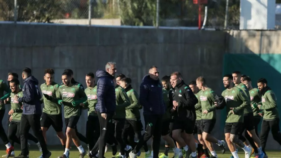 Όλοι μέσα για ΠΑΟΚ, «πρώτη» για Καρλίτος