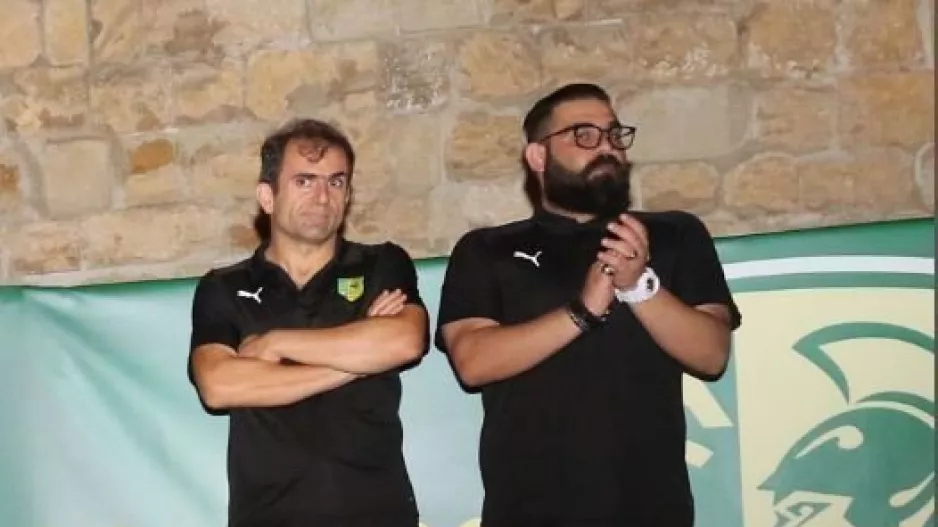 Δυο αποχωρήσεις/ΑΕΚ
