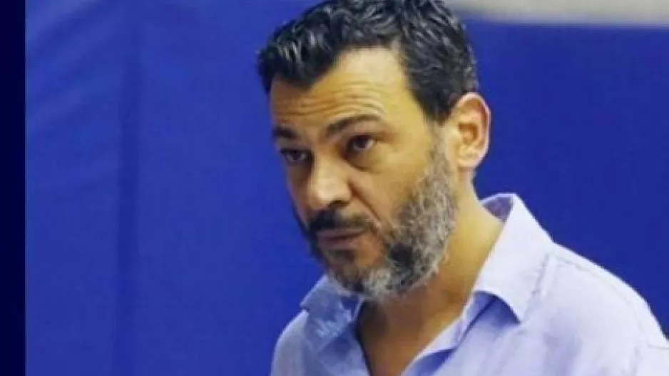 ΑΝΑΛΑΜΒΑΝΕΙ ο Μυλωνάς
