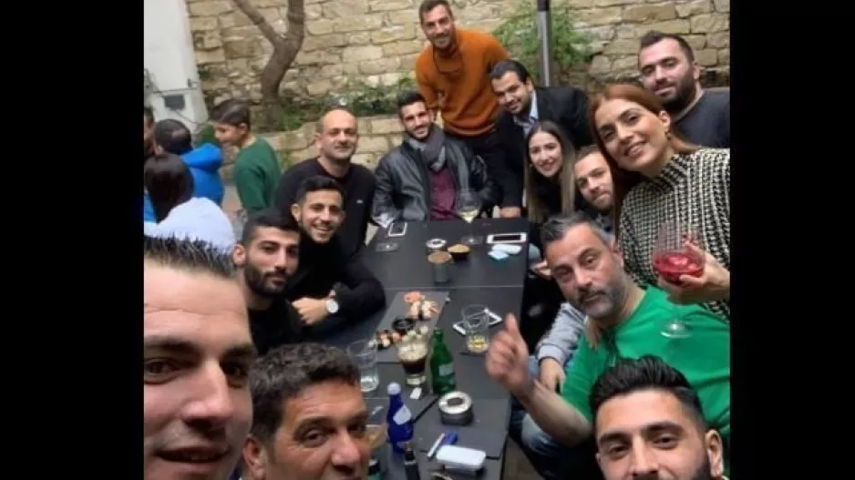 Γιόρτασε... ο πρόεδρος (φώτος)