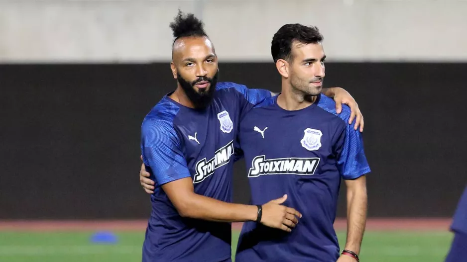 Ενσούε ή Αντωνιάδης…