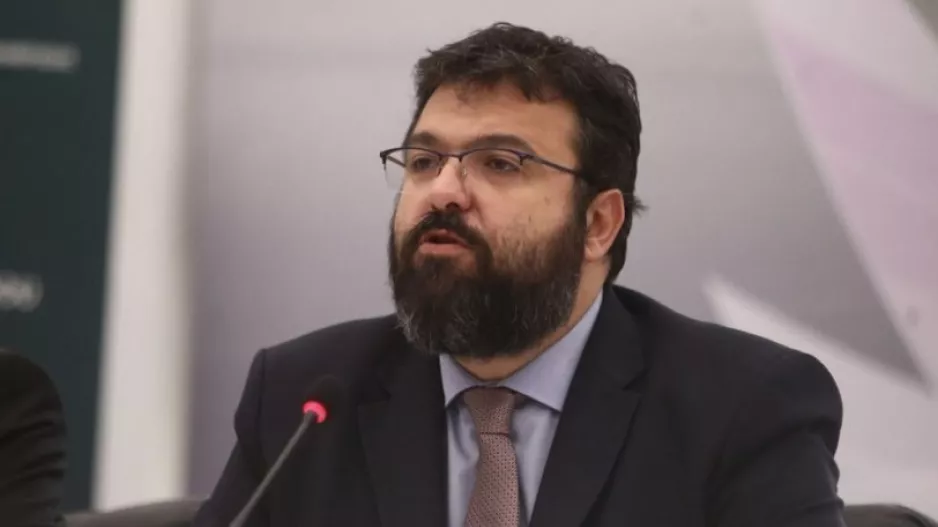 «Πάρα πολλές οι σκιές, απερίγραπτη η τροπολογία»