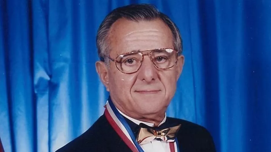 Συλλυπητήρια για Thomas C. Kyrus