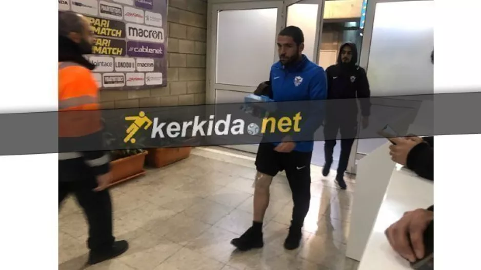 ΦΩΤΟΣ/Με δεμένο πόδι ο Νταουσβίλι