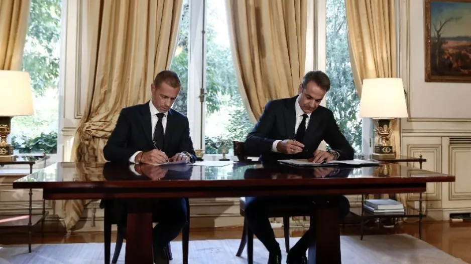 Αυτά συμφώνησαν FIFA, UEFA και Κυβέρνηση!