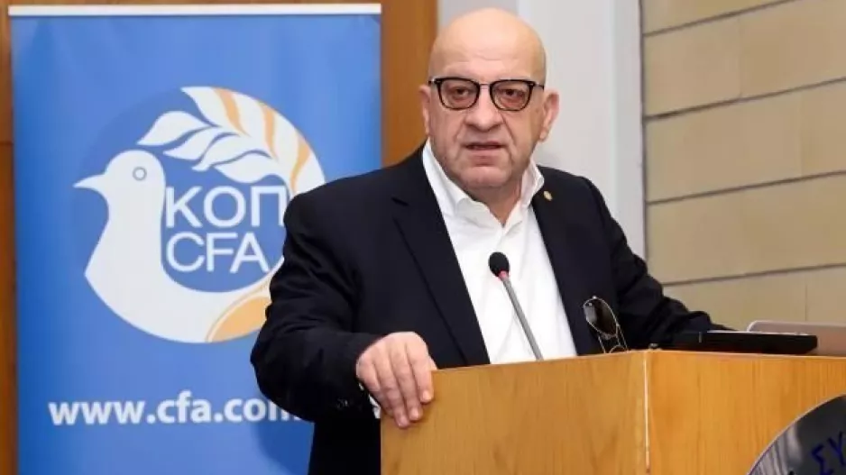 ΚΟΥΜΑΣ: "Το VAR θα βοηθήσει όμως δεν θα λύσει όλα τα προβλήματα"