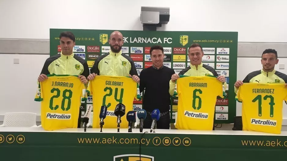 AEK - KΟΝΤΕ: Παρουσίασε τις μεταγραφές (φώτος/δηλώσεις)