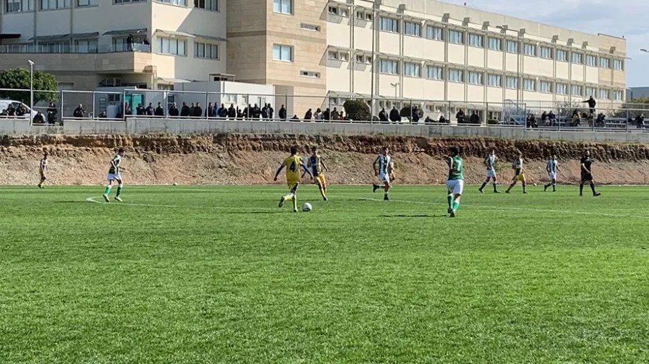 "Χ" το "Αιώνιο" στους 14άρηδες
