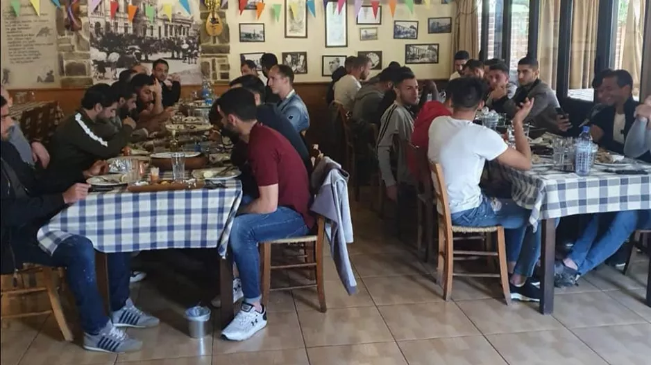 ΚΙΝΗΣΗ ψυχολογίας και συσπείρωσης (φώτος)