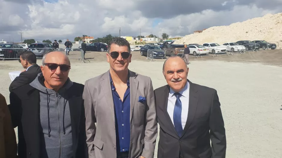 Tότε ήταν... τρίο