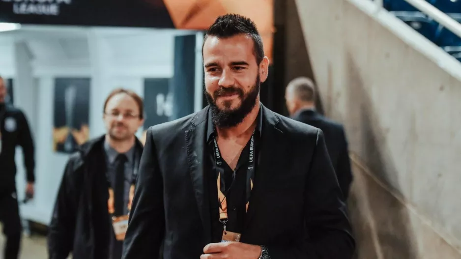Ευχές στον Μιχάλη... 