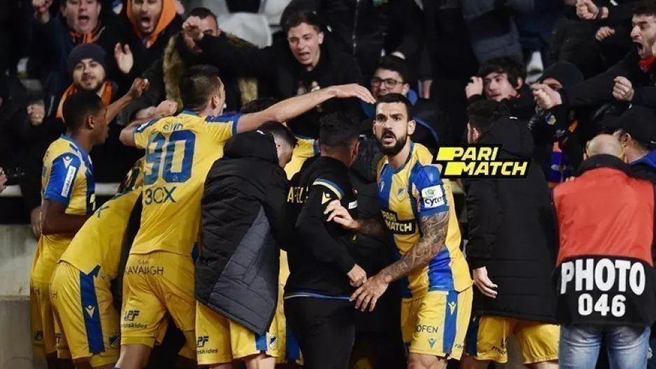 “This is APOEL” (φώτος)