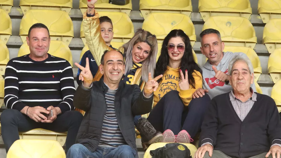 Αυτοί έμειναν...