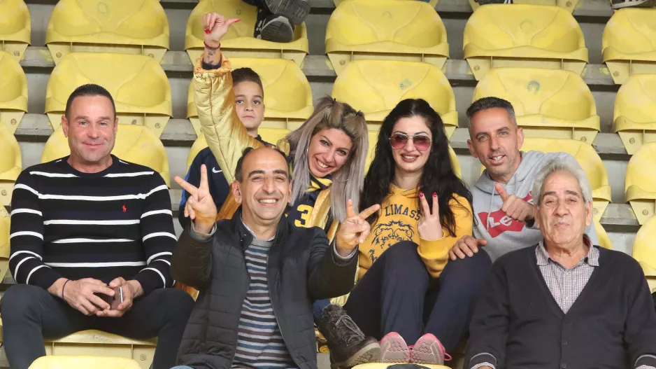 ΕΙΣΟΔΟΣ €5/"Σας έχουμε ανάγκη, όλοι εκεί!"