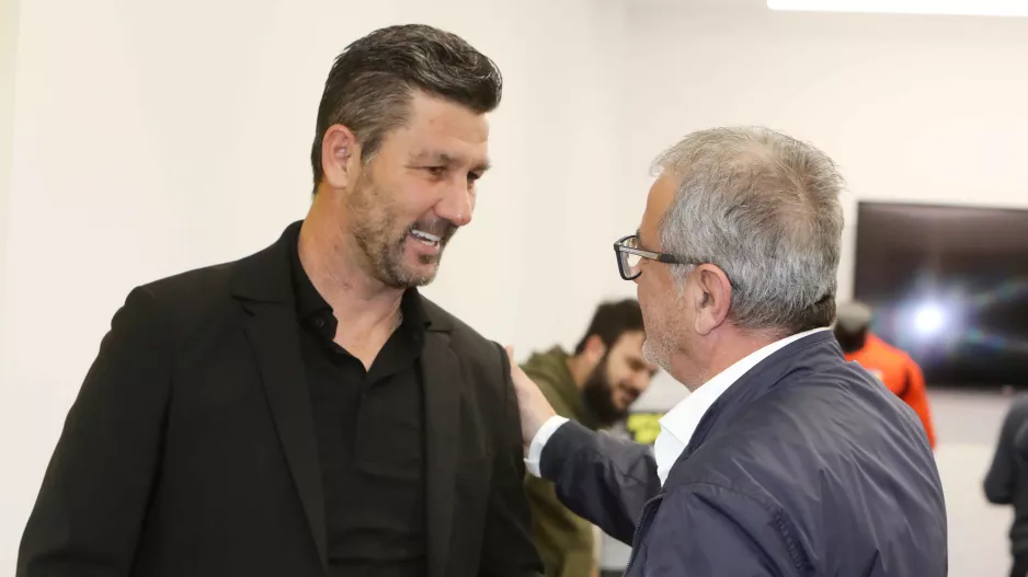 Τα είπε με Μπόγια