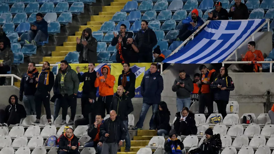 4,000/ΑΠΟΕΛ