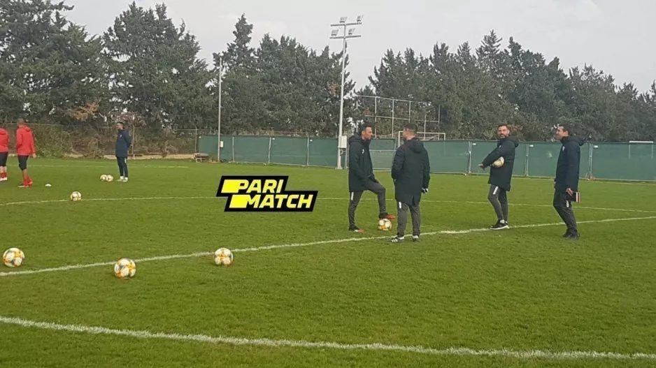 Όσο βλέπει πάνω, άλλο τόσο βλέπει και κάτω…