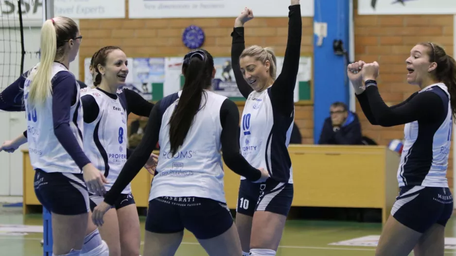 Σούπερ ντέρμπι σωτηρίας Ομόνοια – UCLan Cyprus ΘΟΙ Αυγ. – Αγγίζει την 5η θέση ο Property Gallery Απόλλων