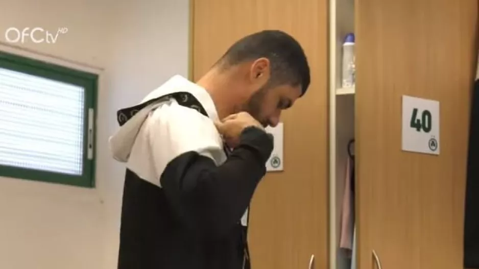 Ομόνοια/Εκπλήξεις στα αποδυτήρια (βίντεο)
