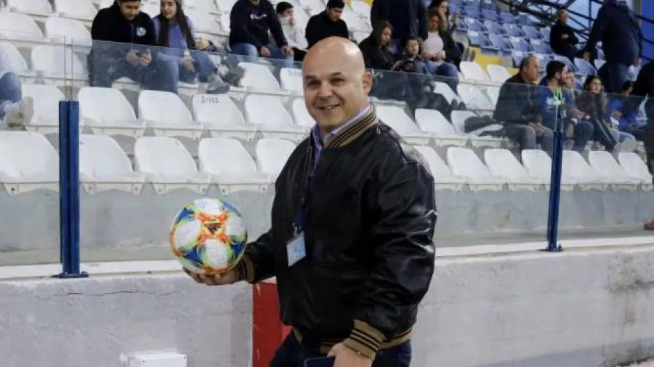 Το εννοεί... 