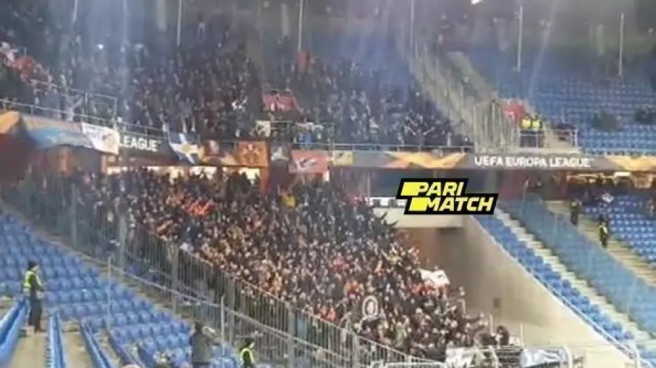 (ΒΙΝΤΕΟ) Σείστηκε το St-Jakob με τον ύμνο των "Πορτοκαλί"! 
