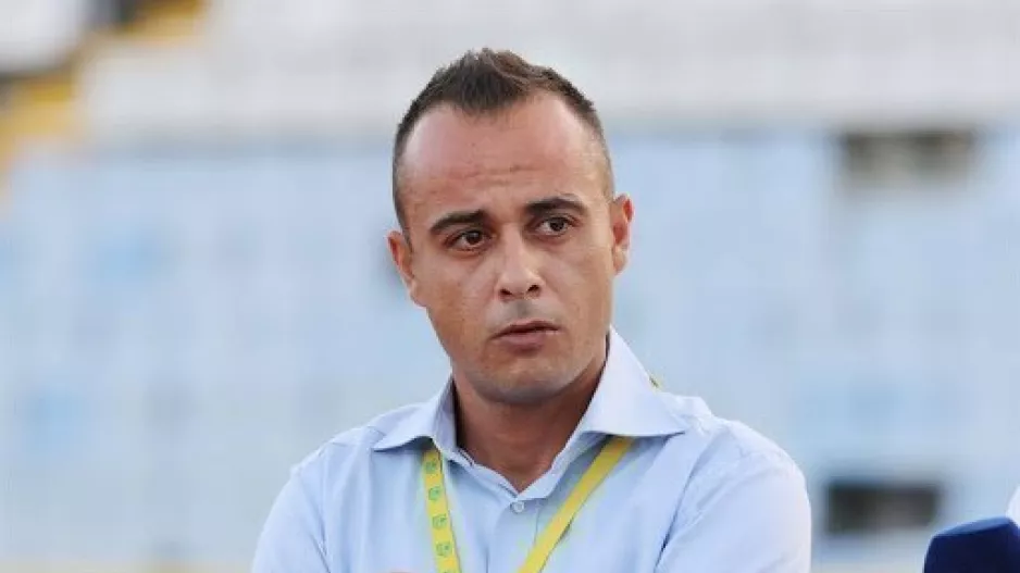 "Εμείς ασχολούμαστε με το ποδόσφαιρο"/ΑΠΑΝΤΗΣΗ για Λαρένα