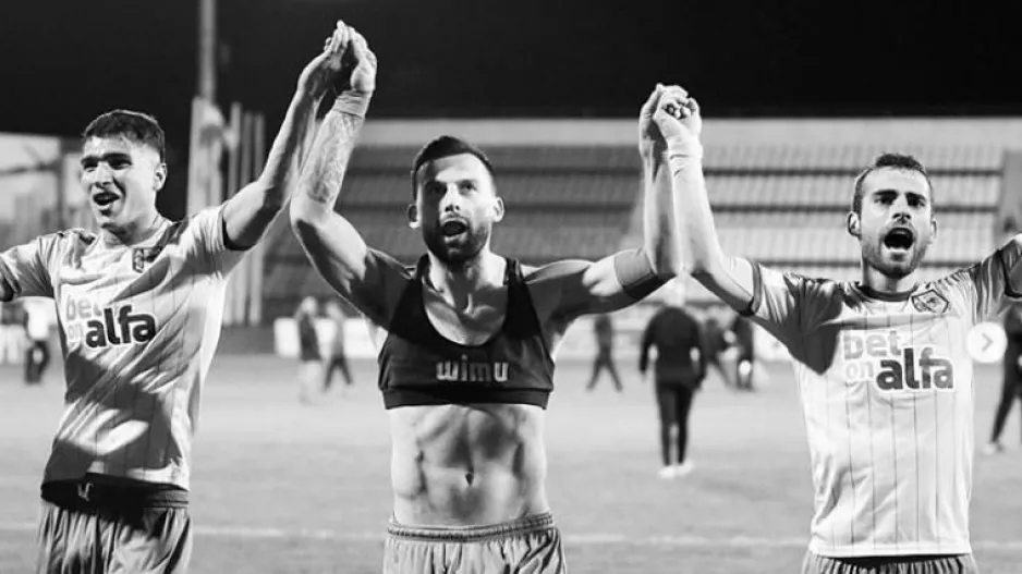 Έτσι τους καλημέρισε…
