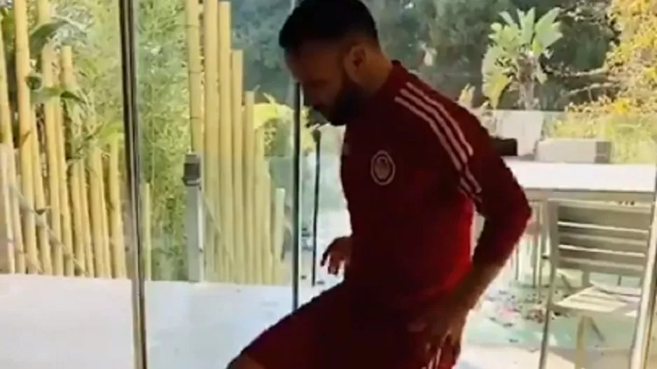 Το «toilet paper challenge» του Βαλμπουενά (βίντεο)