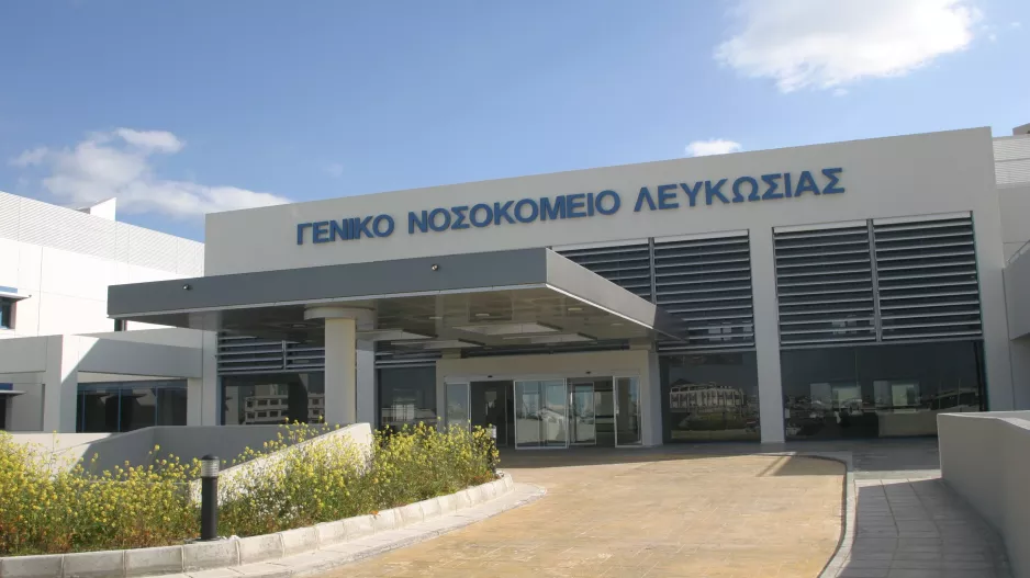 Γιατρός στο ΓΝ Λευκωσίας το ένα κρούσμα- Εξέταζε για 5 μέρες