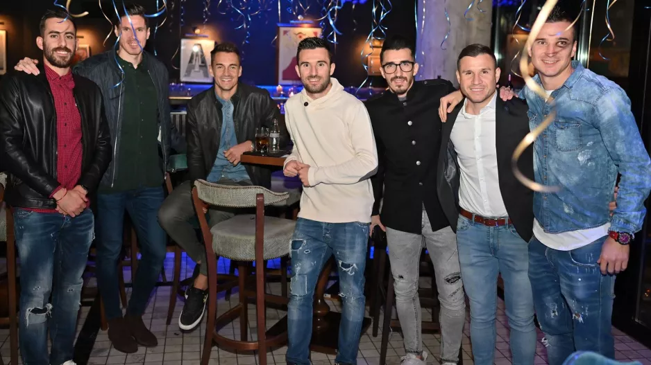 Απόλλων/Cocktail Party... με είσοδο 250 ευρώ